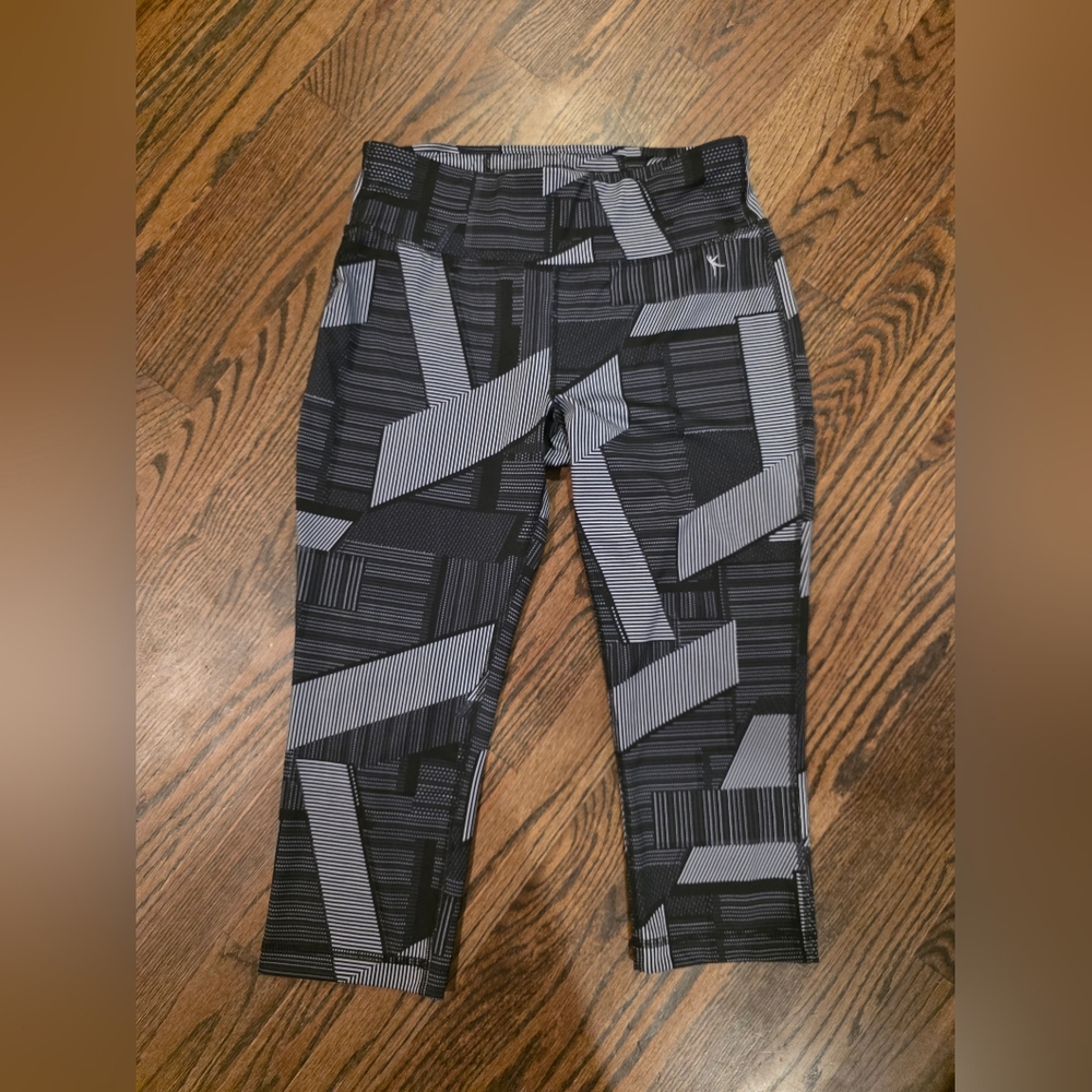 Danskin Now Women's Multicolor Pattern Workout Leggings Size Small